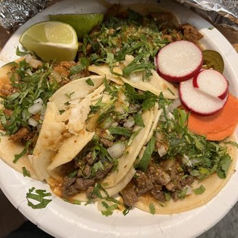 Taqueria El Cruzero - Carne asada and Al pastor tacos - Tacos Near Me - San Leandro, California