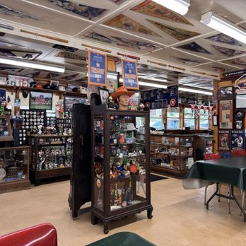 All Star Bar B Q - Dining area and Astros Memorabilia. - Barbeque Near Me - Rusk, Texas All Star Bar B Q - Dining area and Astros Memorabilia. - Barbeque Near Me - Rusk, Texas