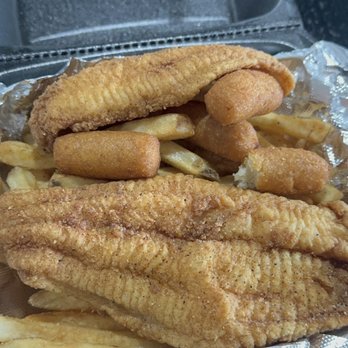 Vittles at the PARK - Catfish entree - Soul Food Near Me - Durham, North Carolina