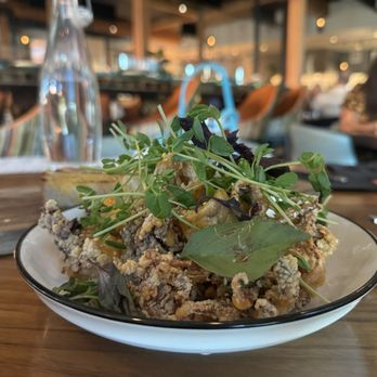 Trani's Dockside Station - Seafood Near Me - San Pedro, California