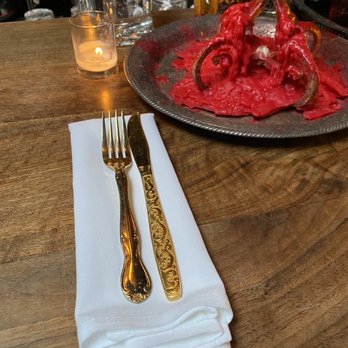 Expatriate - Cocktail Bars Near Me - Portland, Oregon