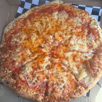 Aurora Pie Co - Medium Aloha - Pizza Near Me - Aurora, Colorado Aurora Pie Co - Medium Aloha - Pizza Near Me - Aurora, Colorado