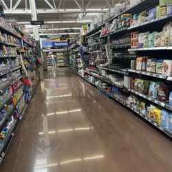 Walmart Neighborhood Market - Inside