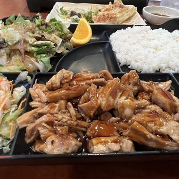 Emon - Chicken teriyaki bento - Japanese Near Me - Burbank, California Emon - Chicken teriyaki bento - Japanese Near Me - Burbank, California