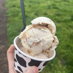 Happy Cow Creamery At Grand View Acres Farm - Cookie butter