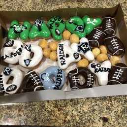 "Happy BDay Daddy" donuts! "Happy BDay Daddy" donuts!