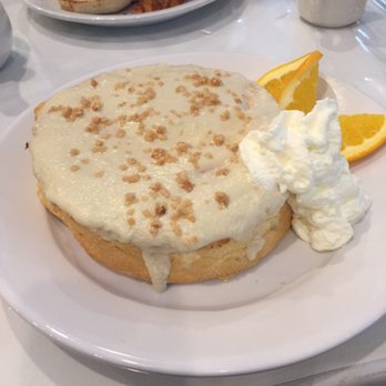 Aloha Kitchen - Coconut Souffle pancake - Breakfast & Brunch Near Me - Honolulu, Hawaii Aloha Kitchen - Coconut Souffle pancake - Breakfast & Brunch Near Me - Honolulu, Hawaii