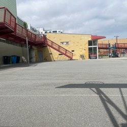 Helen Wills Playground