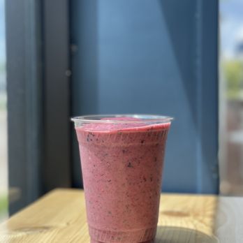 Leaf & Grain - Berry Boost smoothie! - Salad Near Me - Houston, Texas