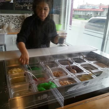 Banh Mi Saigon - Staff making Che - Vietnamese Near Me - Vancouver, British Columbia
