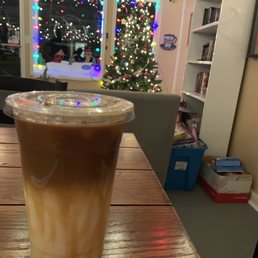 Caramel iced caramel macchiato