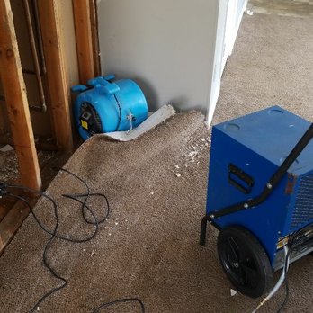 Right and Clean Carpet Cleaning - WATER DAMAGE DAMAGE EMERGENCY. - Carpet Cleaning Near Me Right and Clean Carpet Cleaning - WATER DAMAGE DAMAGE EMERGENCY. - Carpet Cleaning Near Me
