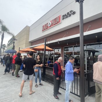 Blaze Pizza - National Pi Day - long line of people waiting to get their build-your-own pizza for $3.14! - Pizza Near Me - San Diego, California Blaze Pizza - National Pi Day - long line of people waiting to get their build-your-own pizza for $3.14! - Pizza Near Me - San Diego, California
