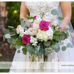 Hilltop Florist - ©Midwest LifeShots Photography, www.midwestlifeshots.com