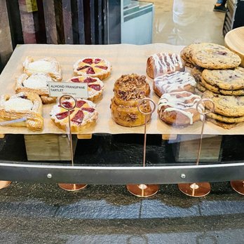 The Rhu - Cafes Near Me - Asheville, North Carolina