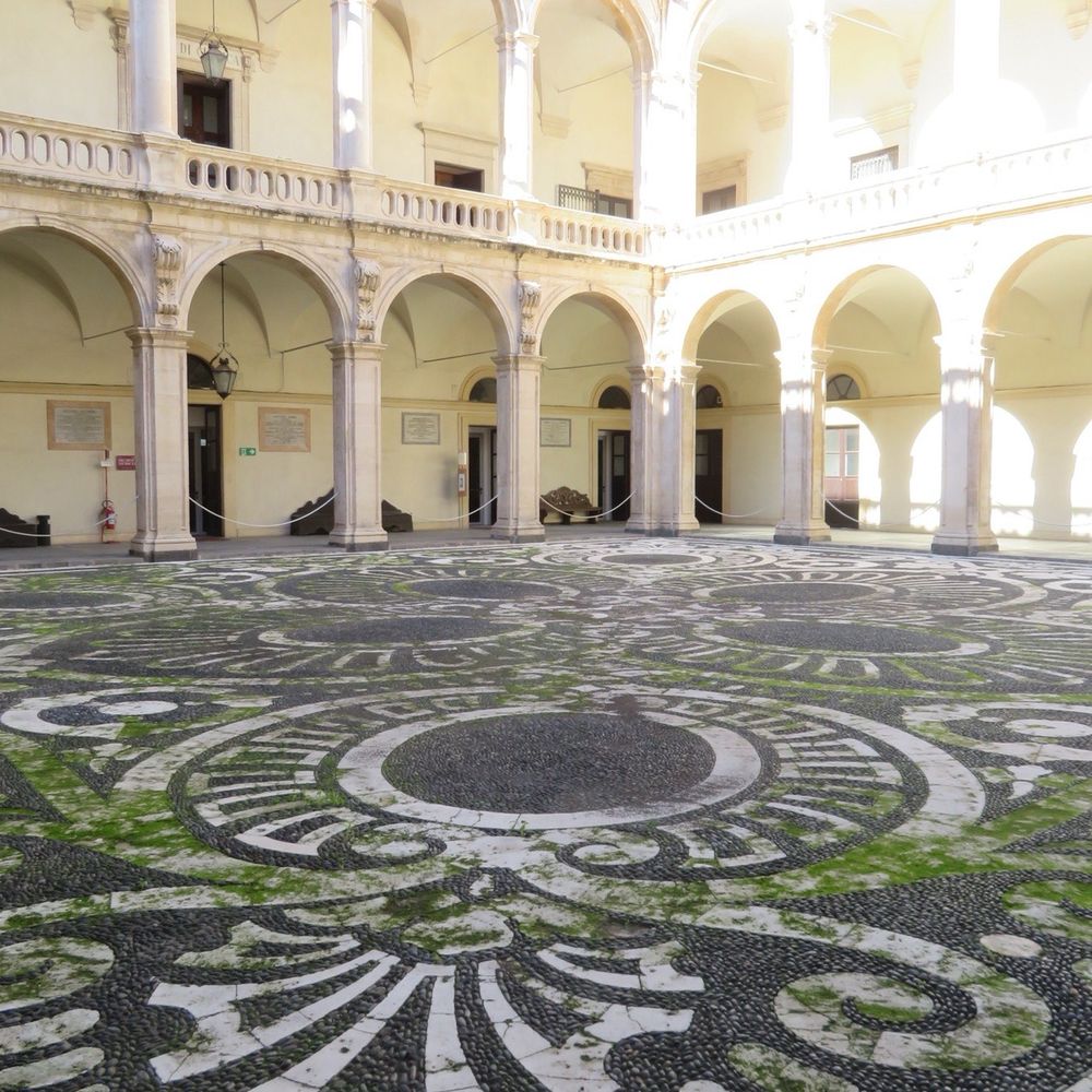Piazza Università - Lovely courtyard inside one of the university building that has the Musuem inside - Public Plazas Near Me - Catania, Connecticut Piazza Università - Lovely courtyard inside one of the university building that has the Musuem inside - Public Plazas Near Me - Catania, Connecticut