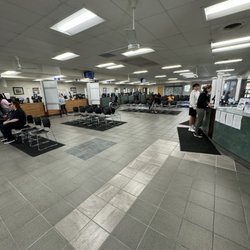 Virginia Department of Motor Vehicles - Chairs don't face the screens.