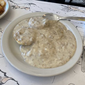 Sandy's Restaurant - Biscuits and Gravy - Breakfast & Brunch Near Me - Highwood, Illinois Sandy's Restaurant - Biscuits and Gravy - Breakfast & Brunch Near Me - Highwood, Illinois