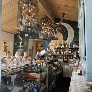 Luna - Vibe - New American Near Me - Spokane, Washington