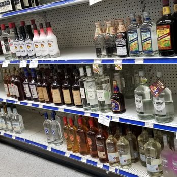 Montgomery County Oak Barrel & Vine - shelves of liquor - Beer, Wine & Spirits Near Me - Gaithersburg, Maryland Montgomery County Oak Barrel & Vine - shelves of liquor - Beer, Wine & Spirits Near Me - Gaithersburg, Maryland
