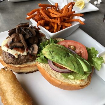 Square Burger - Mushroom Boarder burger - Burgers Near Me - McKinney, Texas Square Burger - Mushroom Boarder burger - Burgers Near Me - McKinney, Texas