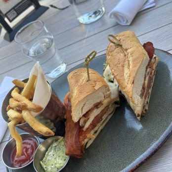 Eureka! - Napa Chicken Sandwich- pesto aioli on the side - American Near Me - San Diego, California Eureka! - Napa Chicken Sandwich- pesto aioli on the side - American Near Me - San Diego, California