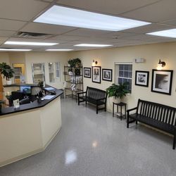 River Ridge Veterinary Hospital - Reception Area