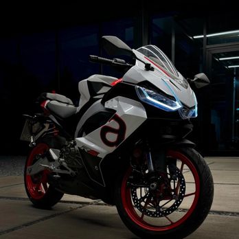 Pro Italia - Motorcycle Dealers Near Me - Glendale, California