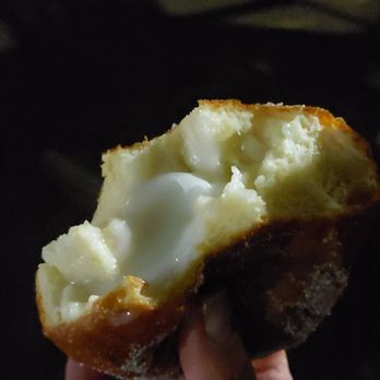 Leonard's Bakery - Bakeries Near Me - Honolulu, Hawaii