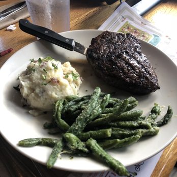 Applebee's Grill + Bar - American Near Me - Brewster, New York