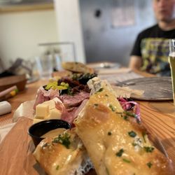 Riip Beer & Pizzeria - Charcuterie board