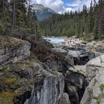 Mistaya Canyon - View from the bridge - Hiking Near Me - Alberta, Alberta