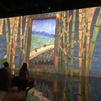 Lighthouse Artspace - Immersive Van Gogh Exhibit - Art Museums Near Me - Scottsdale, Arizona