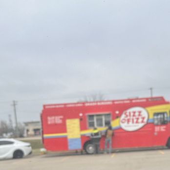 Sizz N Fizz - Food truck - Food Trucks Near Me - Rockford, Illinois