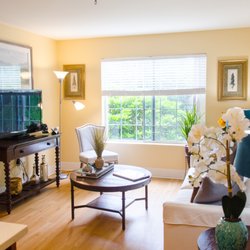 Fred Lind Manor - 1 bedroom