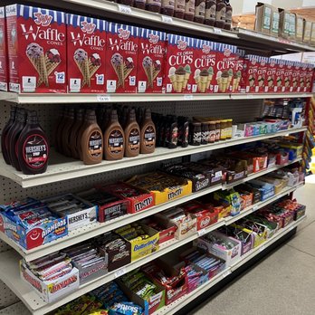 Edaleen Dairy - Blaine - shelves of various dairy products - Grocery Near Me - Blaine, Washington Edaleen Dairy - Blaine - shelves of various dairy products - Grocery Near Me - Blaine, Washington