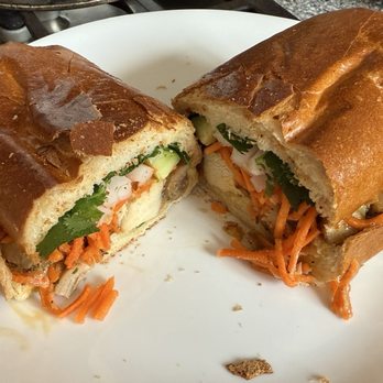 Banhwich - 3. BBQ Chicken Sandwich - Vietnamese Near Me - San Francisco, California