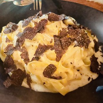 Dos Besos - Fettuccine with truffles - Spanish Near Me - Pasadena, California Dos Besos - Fettuccine with truffles - Spanish Near Me - Pasadena, California