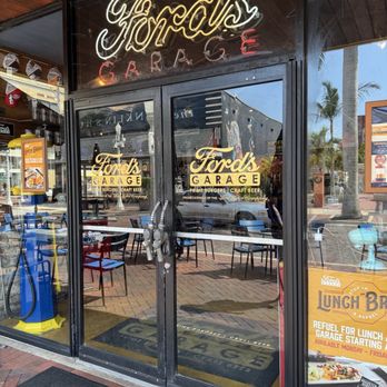 Ford's Garage Ft. Myers - Burgers Near Me - Fort Myers, Florida