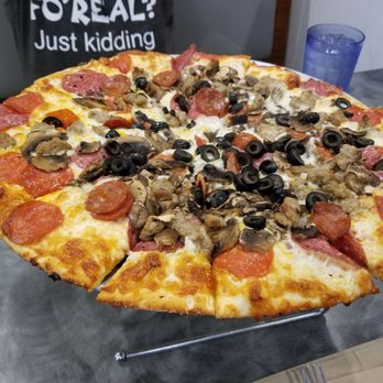 Round Table Pizza - Pizza Near Me - Kailua, Hawaii Round Table Pizza - Pizza Near Me - Kailua, Hawaii