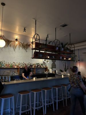 Bar West by null