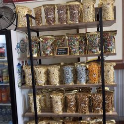 Dugger Mountain Fudge and Coffee Co - Flavored Popcorn
