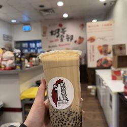 Bubble Republic Tea House - Caramel Pudding milk tea with tiny tapioca