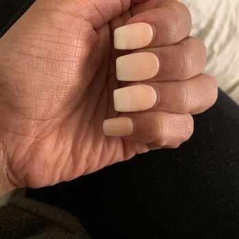 Hollywood Nails - Ombre matte dip powder - Nail Technicians Near Me - Fairfax, Virginia