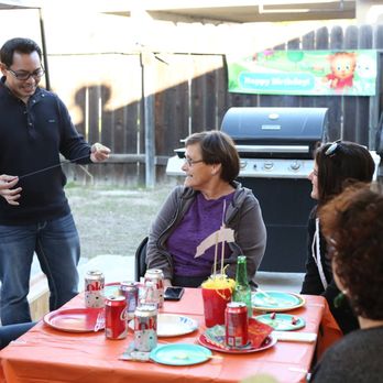 Magic With Joel - Joel doin' some side table magic at Ellanor's 2nd Birthday party! 12/2016 - Magicians Near Me Magic With Joel - Joel doin' some side table magic at Ellanor's 2nd Birthday party! 12/2016 - Magicians Near Me