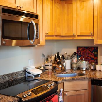 Horizon House - Horizon House features its own renovations team that can work with new residents to create dream kitchens from scratch. - Retirement Homes Near Me - Seattle, Washington Horizon House - Horizon House features its own renovations team that can work with new residents to create dream kitchens from scratch. - Retirement Homes Near Me - Seattle, Washington