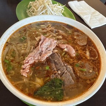 Pho Duy - Spicy beef - Vietnamese Near Me - Vancouver, British Columbia