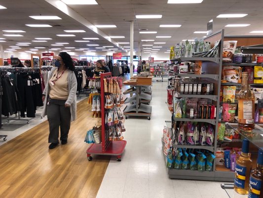 TJ MAXX - Updated October 2025 - 2116 N Roan St, Johnson City, Tennessee - Department Stores