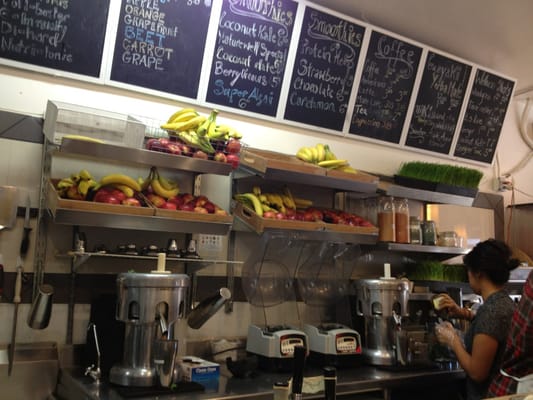 Naturewell Vegan Juice & Smoothies by null