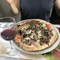 Fungi - ham, mushrooms, mozzarella